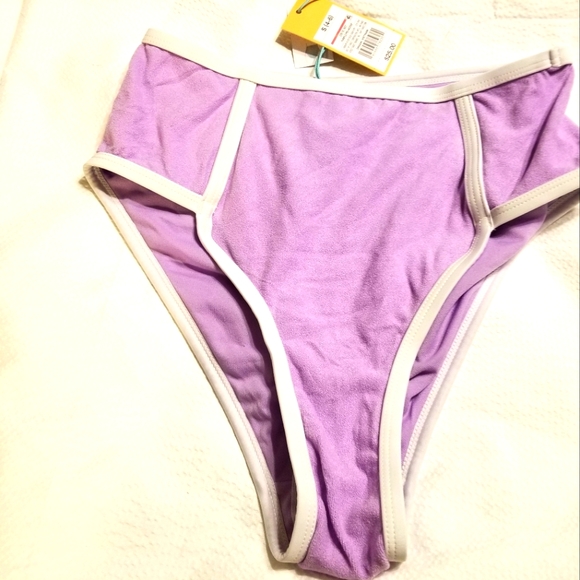 NWT MEDIUM COVERAGE HIGH WAISTED BIKINI BOTTOM LILAC AND WHITE VOLLEY BA… cute - Picture 1 of 12